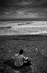 « La fille sur la plage »
