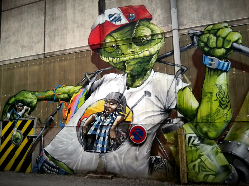 « Le lézard qui rappe... » 01
