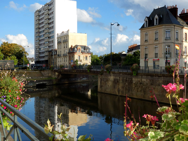 « Une jolie petite maison le long de la Vilaine... »