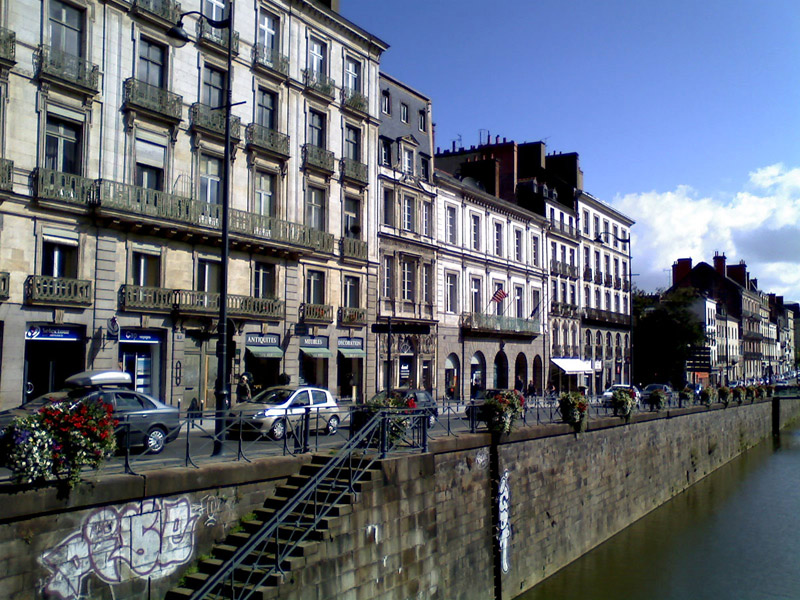 « Le Quai Chateaubriand, sur la Vilaine... »