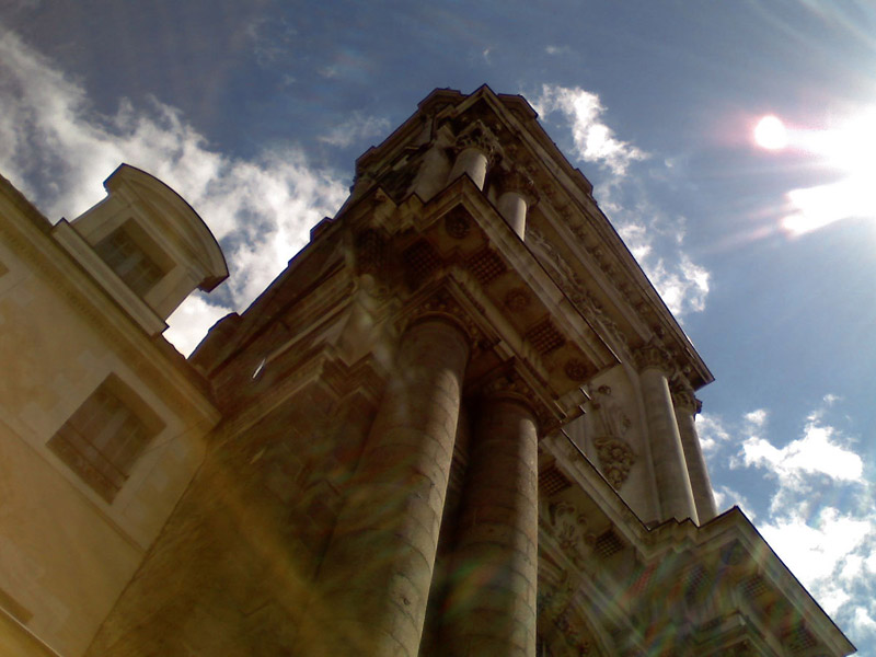 « L'église Saint-Melaine... »