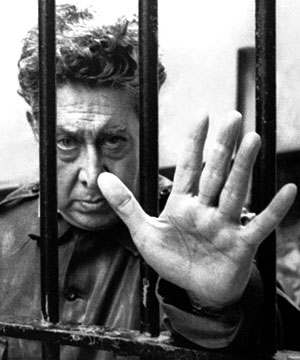 David Alfaro Siqueiros en prison par Héctor García en 1960