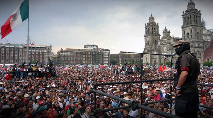 Le Sous-Commandant Marcos à Mexico...