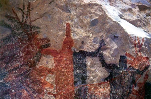 « La Cueva de la Pintada » - « La Caverne Peinte » - On remarque les personnages ainsi que les « cerfs » semblant danser ensemble...