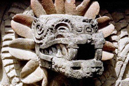 Le Tête de Quetzalcoatl...